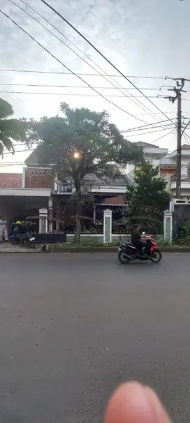jual rumah sangat strategis di Bukit Cimanggu City.