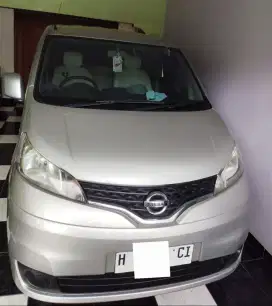 Nissan Evalia XV Manual Warna Siver KM 60rb an