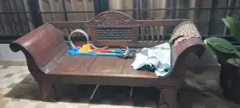 Bangku jati dan lemari