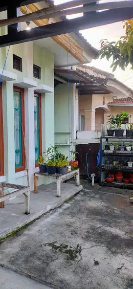 650 jt Dijual cepat rumah Taman Rahayu Indah lt 112 lb 90 kt3 km2 SHM