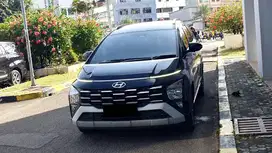 [ LOW KM ] Hyundai Stargazer X Prime 1.5 4x2 AT Hitam 2023/2024