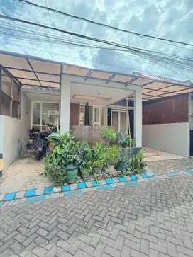 Rumah Luas 1,5 Lantai Siap Huni