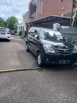 Toyota Avanza 2011 Bensin