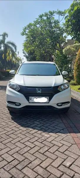 Honda  HR-V  E CVT 2017 sangat bagus luar dalam tgn 1