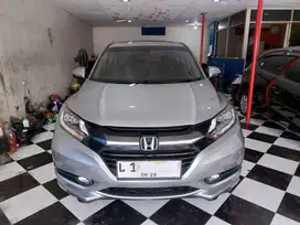 Hrv RS preetige 1.8 matic 2018 surat surat lengkap bukan bekas laka