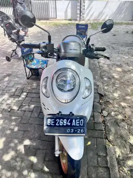Fs. Honda scoopy 2021 prestige km 19rb