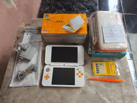 New Nintendo 2DS XL Orange Fullset not 3DS Charger Ori 00