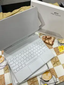 magic keyboard ipad pro 12.9inci gen 3/4/5 white fullset