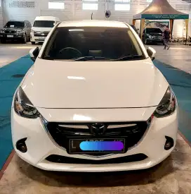Mazda 2 1.5R skyactive 2015,harga nego,mulus NO MINUS#riski#Bmd