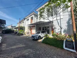 Disewakan Rumah Fully Furnished 2lt CHIARA Town House akses TOL CINERE