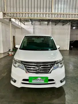 DP 1 JUTA, NISSAN SERENA 2.0 HIGHWAY STAR ( HWS ) AT 2016