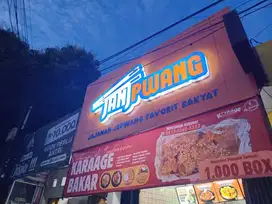 Dijual usaha kekinian + perlengkapannya
