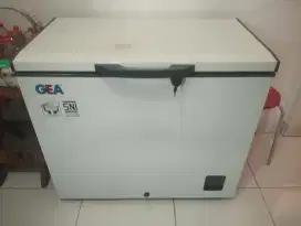 Juql Freezer GEA QB-226 R