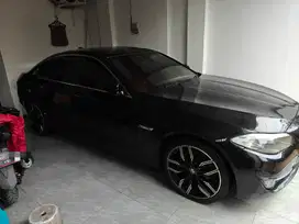 BMW 520i 2012 Bensin