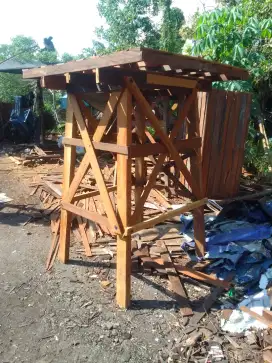 Tiang tandon menara Ulin