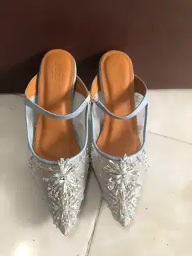 Preloved Heels Vaia x Disney Frozen size 39