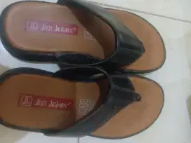 Jual sandal merk Jim Joker original ukuran 39