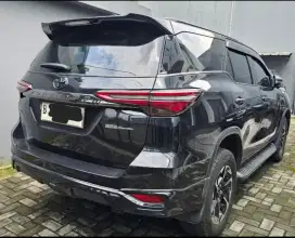Dijual Fortuner 2.4 TRD AT 2021