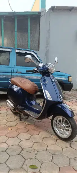 Vespa Primavera 150cc ABS mesin halus