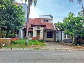 RUMAH 2 LANTAI DI PERUMAHAN TAMAN LOSARI TANJUNG BUNGA
