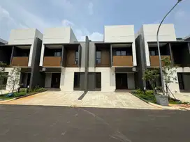 Rumah Brand New Cluster Regia 6x11m Summarecon Crown Gading