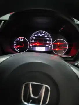 Honda brio satya 2020 at putih tgn1