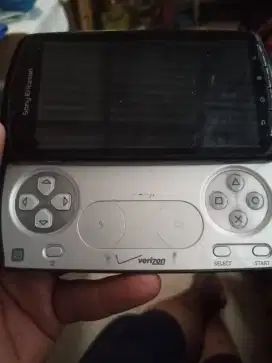 Dijual HP Sony Ericsson Xperia Play R800 PSP