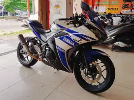 Yamaha R25 250cc  2014 GRESS