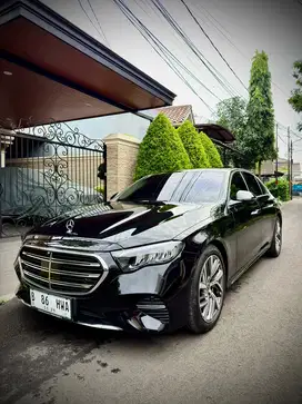 Mercedes-Benz E200 2023 Bensin