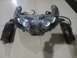 Dijual Lampu depan dan Lampu sen N-Max New