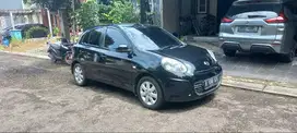 Nissan march Type XS thn 2012