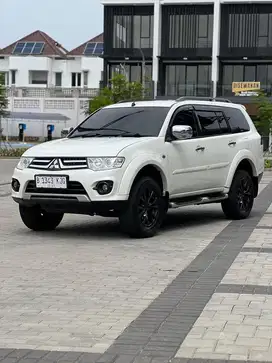 Pajero Exceed 2.5 4x2 Solar - Automatic - PJK Des’25 - Mitsubishi