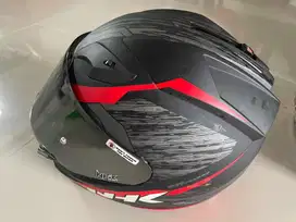 Helm Gp 1000 dan Helm GM