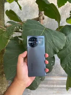 Tecno Spark 20 Pro Plus 8/256 (Garansi resmi Aktif)
