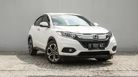 Jual Cepat!! HONDA HR-V E AT 1.5 2020 + garansi 1thn