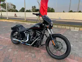 SOFTAIL BLACKLINE 2012 KM15RB