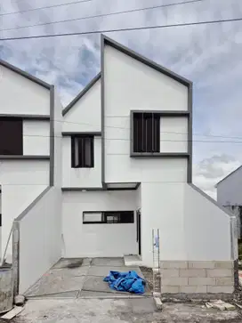 Rumah 2 Lantai belakang CitraLand Hertasning Kota Makassar