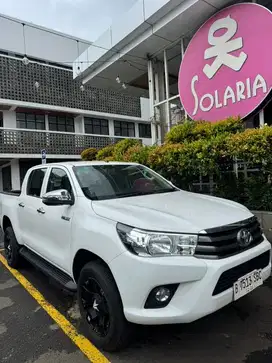 Toyota Hilux 2018 double cabin manual 4x4