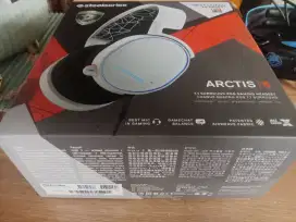 PRELOVED Gaming Headset Steelseries ARCTIS 5 Normal, COD Cijantung dsk