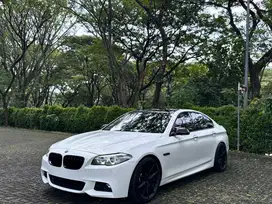 Mods MSport! BMW 528i 2015 F10 LCI C250 X5 E300 328i CLA200