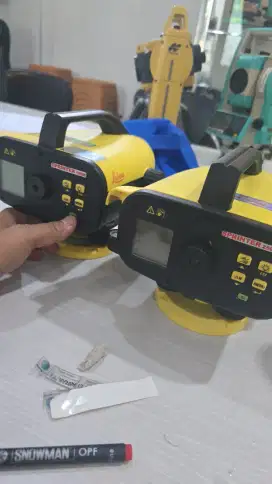 Leica sprinter level