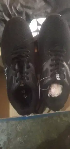 Sepatu yongki UK 40