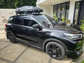 Toyota Raize GR 1000cc (Non TSS) One Tone Hitam