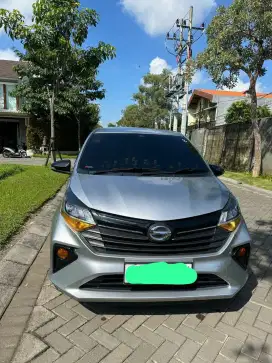 Daihatsu sigra 1.3 R AT deluxe bensin mulus