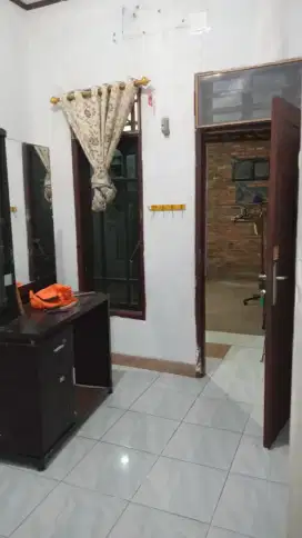 Rumah dikontrakkan kp jaha 1 kamar ruang tamu 1 kamar mandi dapur