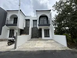 Dijual rumah 2 lantai siap huni di kota Bogor 4 kamar tidur