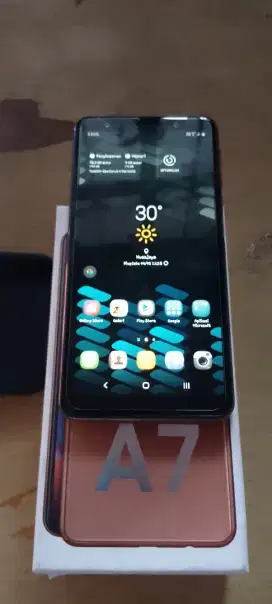 Samsung galaxy A7 gold