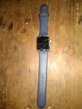 Jam tangan Apple Series 2 42mm kondisi LCD pecah