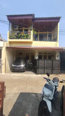 Rumah second dijual murah tingkat 525jt Cilangkap Tapos Depok