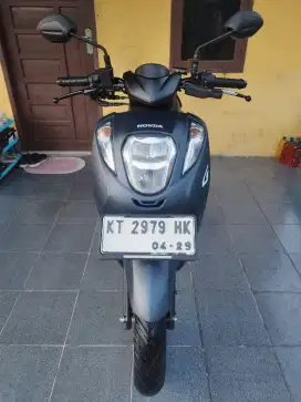 Honda Genio CBS ISS